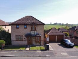 55, Allard Close, Northampton NN3 5LZ
