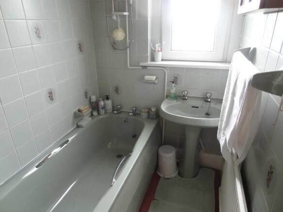 Photo 6