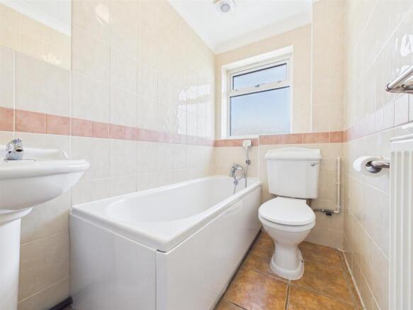2 bed Semi-Detached for sale Image 8