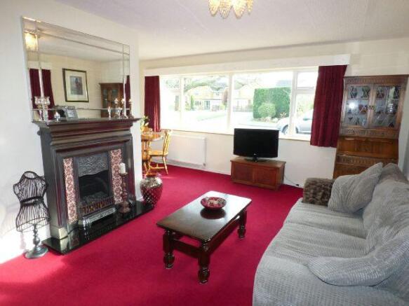 Living Room and Dini
