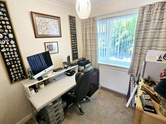 3 bed Semi-Detached for sale Image 7
