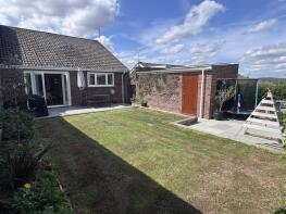 31, Dalby Crescent, Newbury RG14 7LB