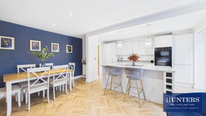 Kitchen/Dining Room