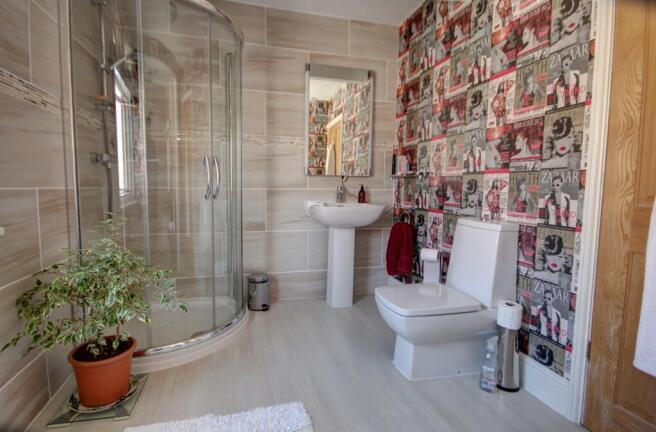 4 bed Terraced for sale Image 10