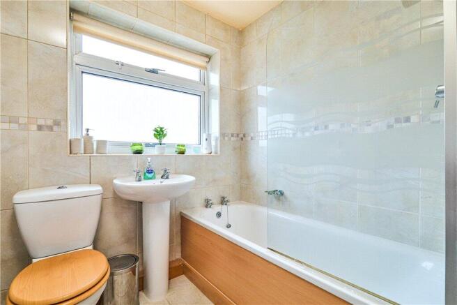 3 bed Semi-Detached for sale Image 9