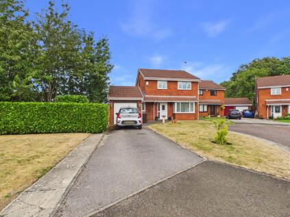 Pine Avenue, Ormskirk, L39