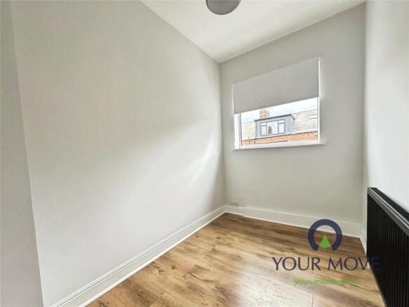 2 bed Terraced to rent Image 9