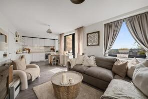 Apartment 10, 169, Masons Hill, Bromley BR2 9HW