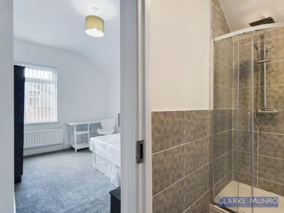 1 bed House of Multiple Occupation to rent Image 9