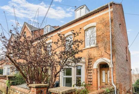 Victoria Grove, Bridport