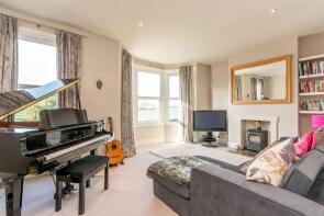 19a, Pavilion Terrace, Wood Lane, London W12 0HT