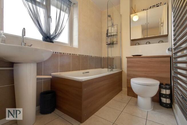 Photo 11