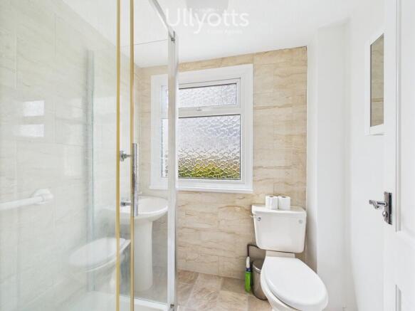 3 bed Semi-Detached to rent Image 7