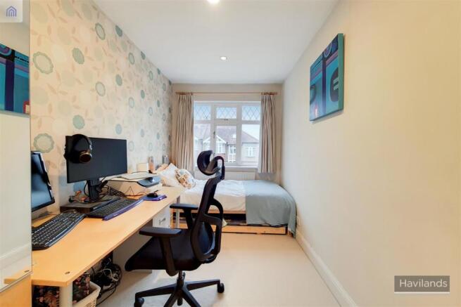 17_Bedroom 3-1.jpg