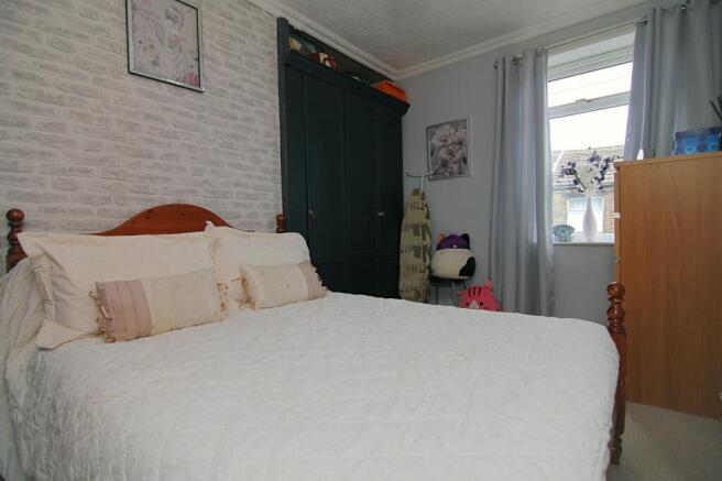 3 bed Terraced for sale Image 11