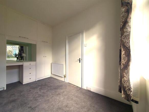 3 bed Terraced for sale Image 6