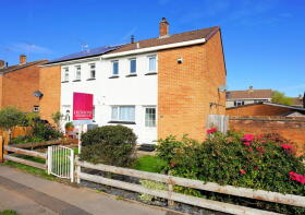11, Strawberry Close, Bristol BS48 4NX