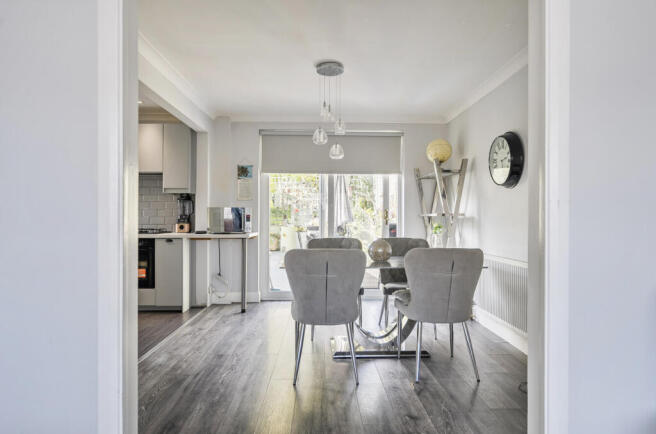 1364739-13-68e829...