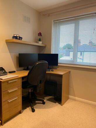 bedroom 4_office.jpg
