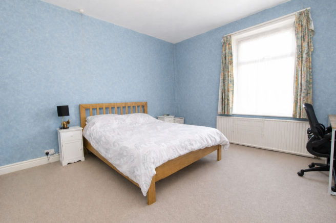 3 bed Terraced for sale Image 9
