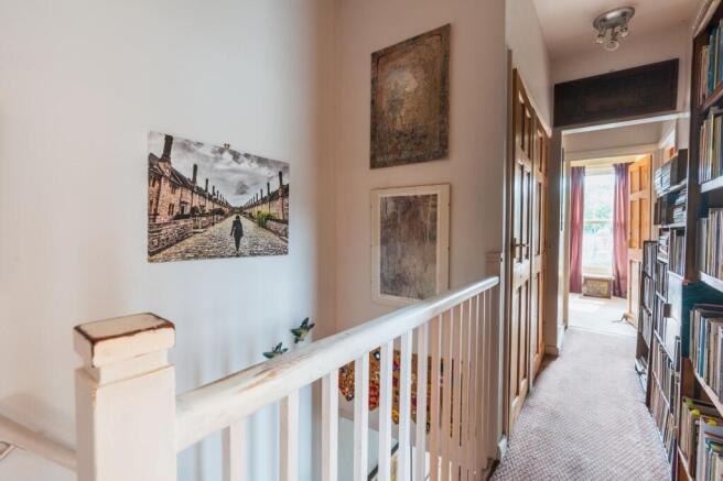 4 bed Terraced for sale Image 12