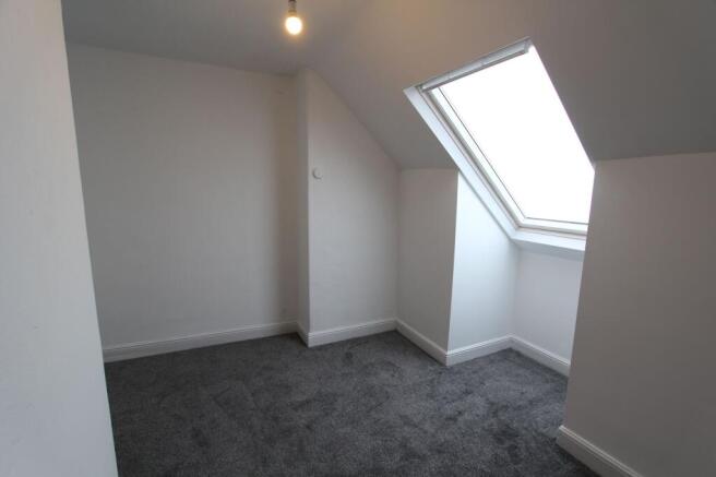 4 bed Terraced to rent Image 11