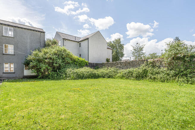Communal Grounds