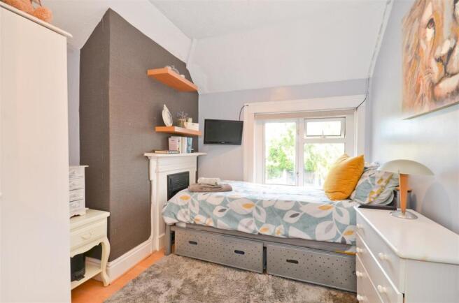 Bedroom 3.JPG