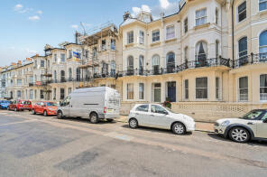 Flat 2, 41, St Aubyns, Hove BN3 2TH