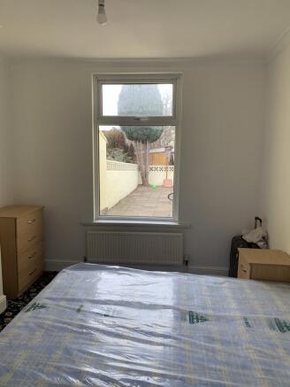 5 double bed, Easton (4)
