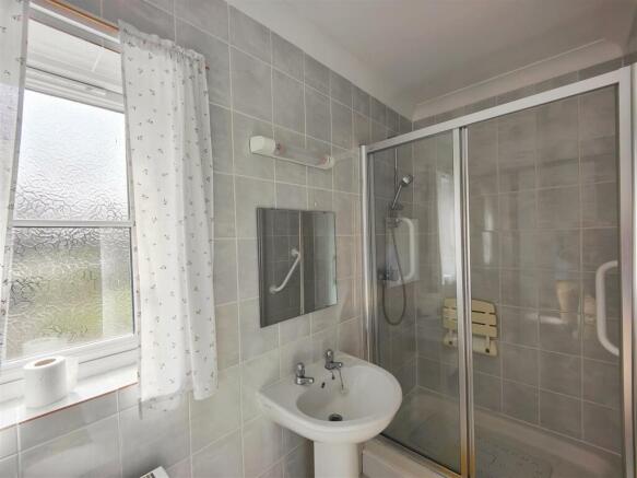 En Suite Shower Room