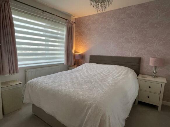 Bedroom1,.jpg