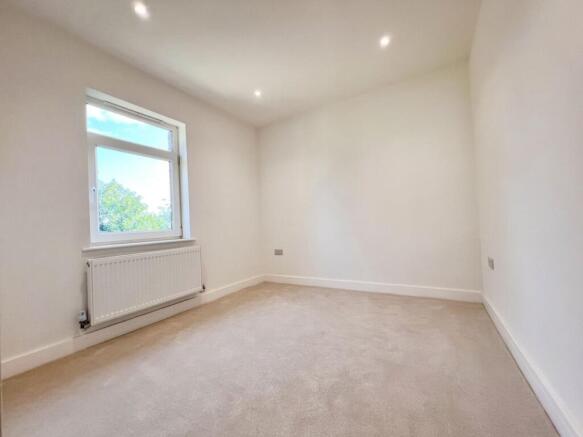 3 bed End of Terrace to rent Image 11
