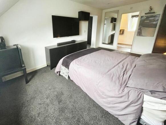 2nd Bedroom