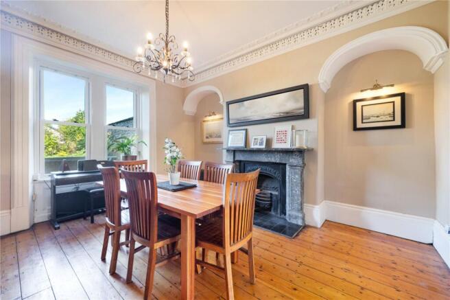 4 bed Detached for sale Image 4