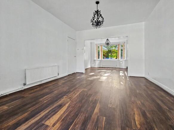 Lounge / Dining Room