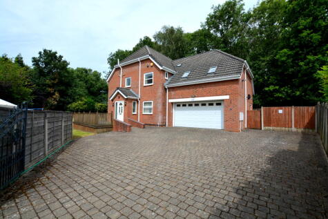 Old Meadow Drive, Denton, M34, Tameside, Greater Manchester