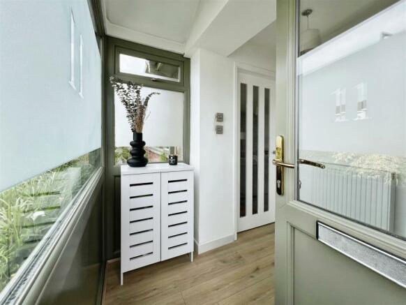 Porch/Hall