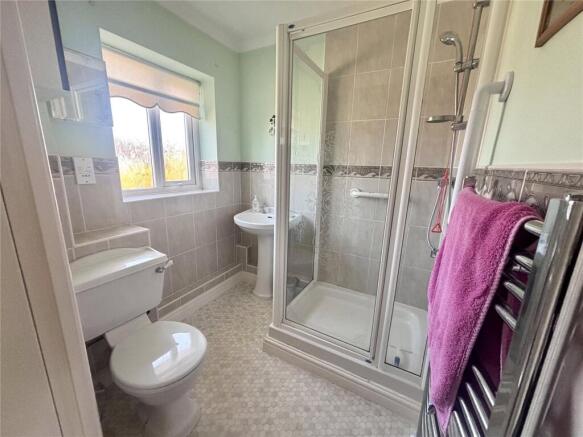 2 bed Bungalow for sale Image 9