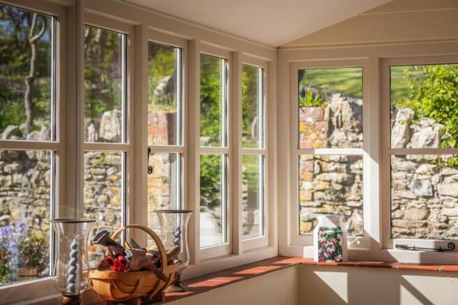Washing Pool House - Garden Room