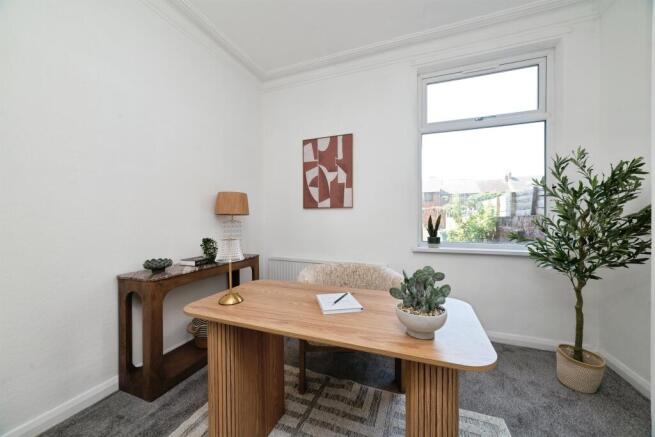 3 bed Terraced for sale Image 7