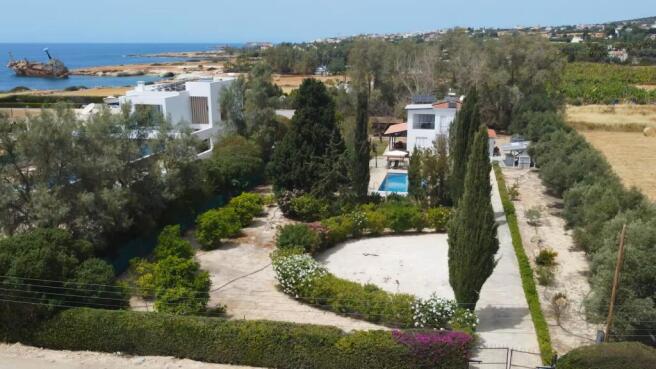 5 Bedroom Villa for