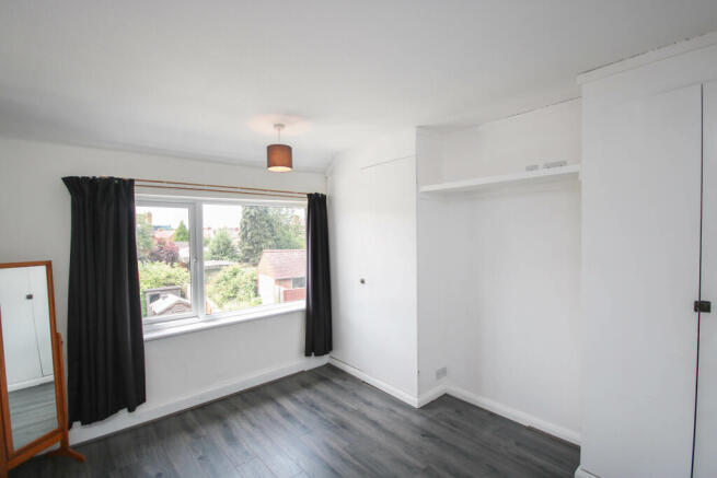 Bedroom 2.JPG
