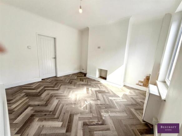 2 bed Terraced for sale Image 5