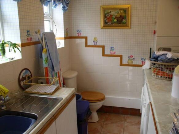 Photo 10