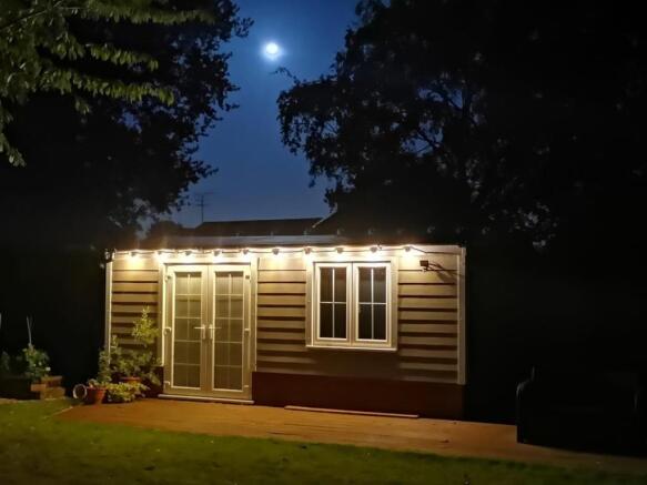 7 Glenhurst Avenue - night time cabin.jpg