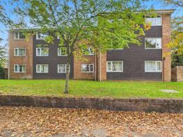 7, Kingswood Court, Reading RG30 2AU