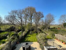 57, Caldecote Gardens, Bushey WD23 4GP