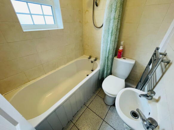 2 bed End of Terrace for sale Image 5