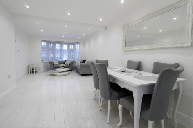 Dining / Living Room